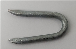 GALVANIZED POULTRY STAPLE